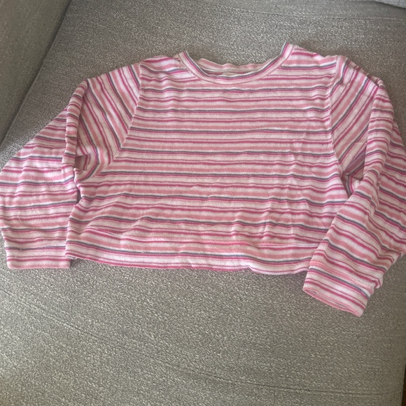 Love by Gap Tops - Terry cloth long sleeve Gap love shirt